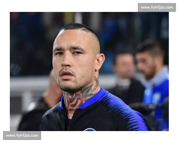 39 岁魔笛奏响米兰新乐章:首训亮相签约至 2026 年 39 岁魔笛奏响米兰新乐章:首训亮相签约至 2026 年